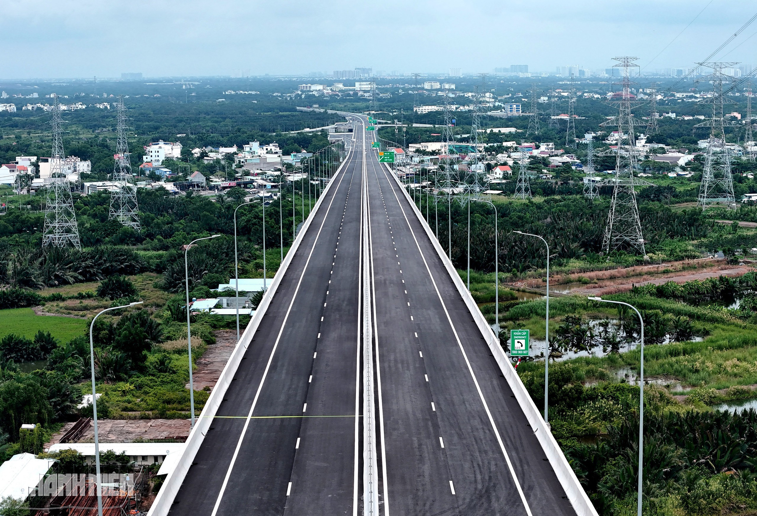 Cao tốc Bến Lức - Long Th&agrave;nh trước giờ th&ocirc;ng to&agrave;n tuyến - Ảnh 1.