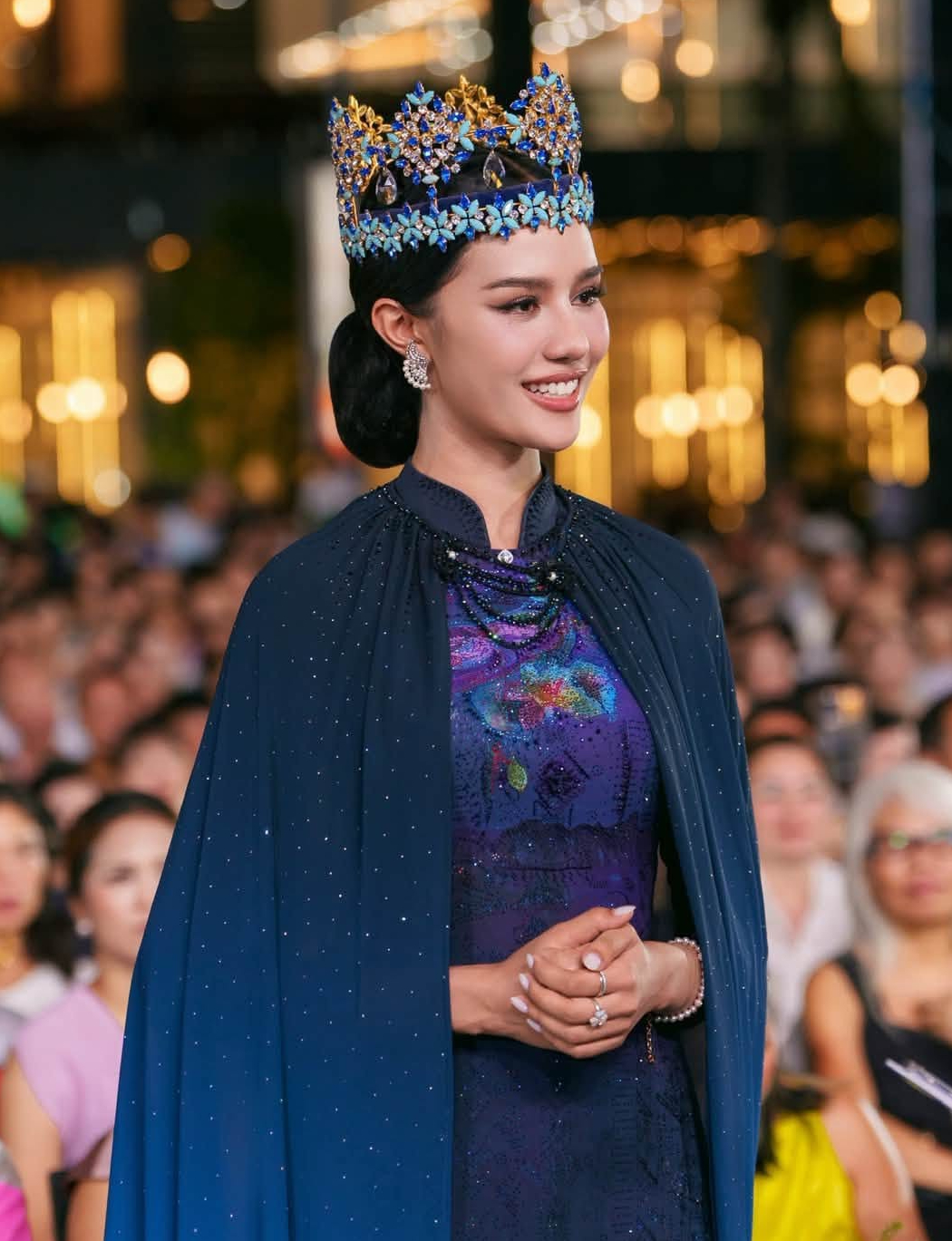 Đương kim Hoa hậu Thế giới và hành trình gần 1 tháng ở Việt Nam - Ảnh 3.