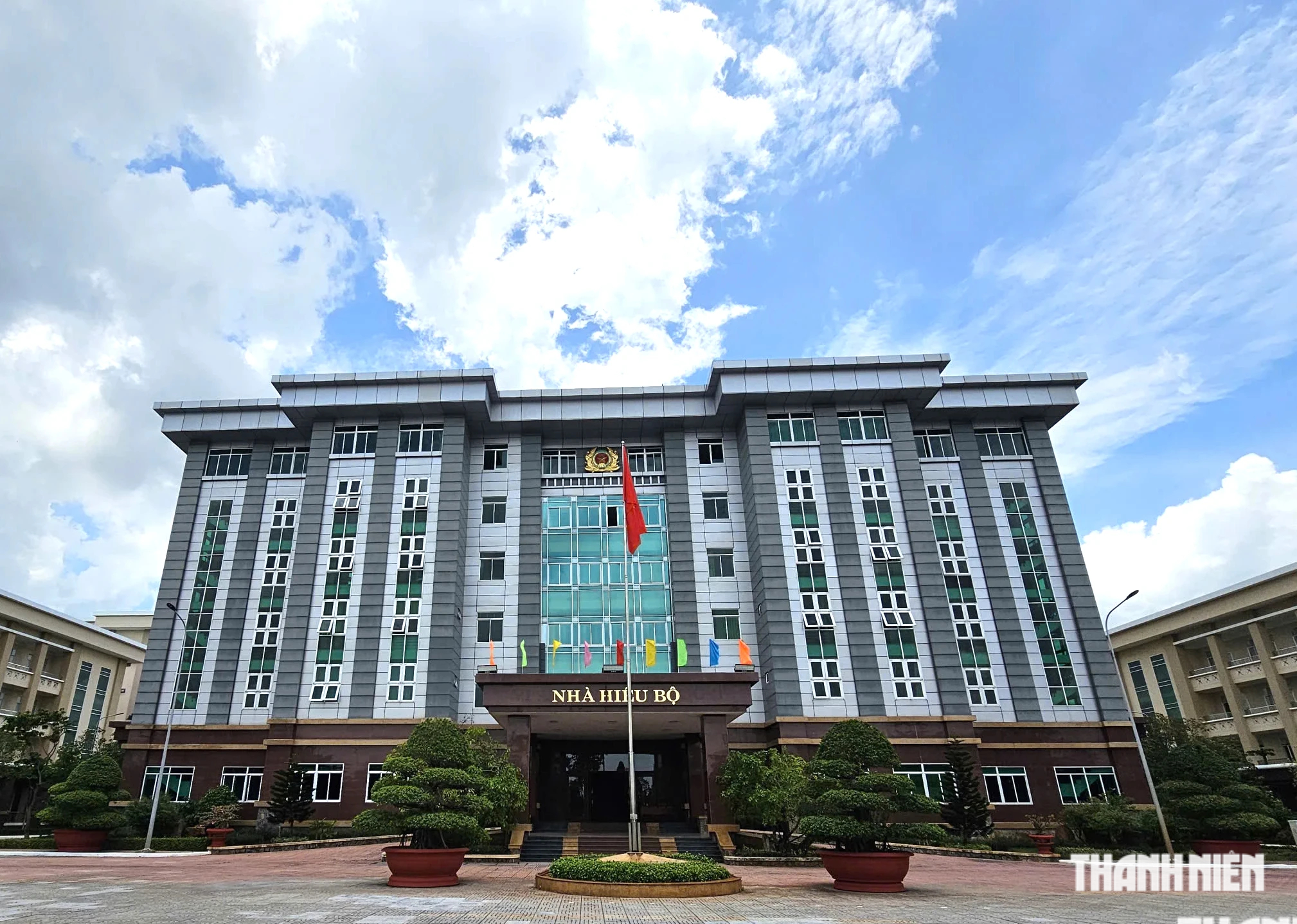 Phòng học hiện đại của Trường Văn hóa Công an nhân dân V trước lễ khai giảng - Ảnh 1.