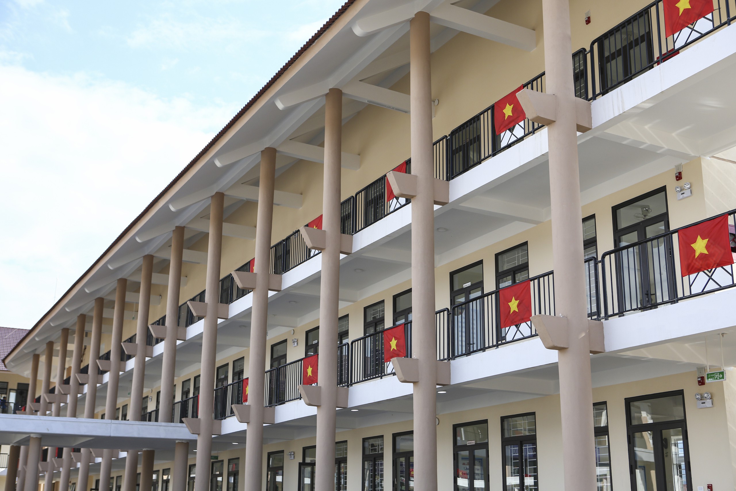 Trường nội tr&uacute; v&ugrave;ng cao Huế trước ng&agrave;y khai giảng: 'Khang trang kh&ocirc;ng tưởng'- Ảnh 6.