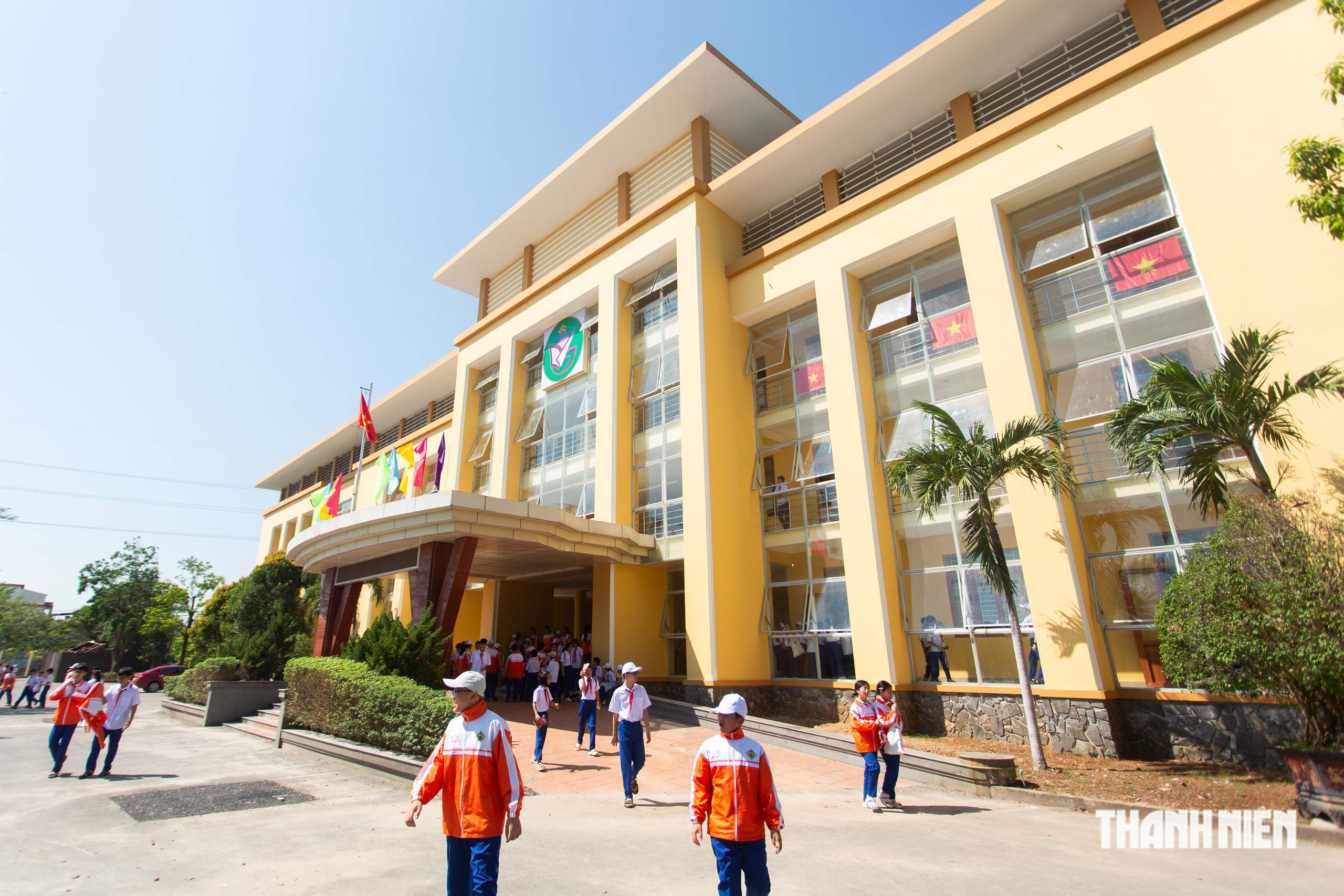 Hơn 10 tỉ đồng 'hô biến' Sở NN - MT cũ thành trường học khang trang - Ảnh 3.