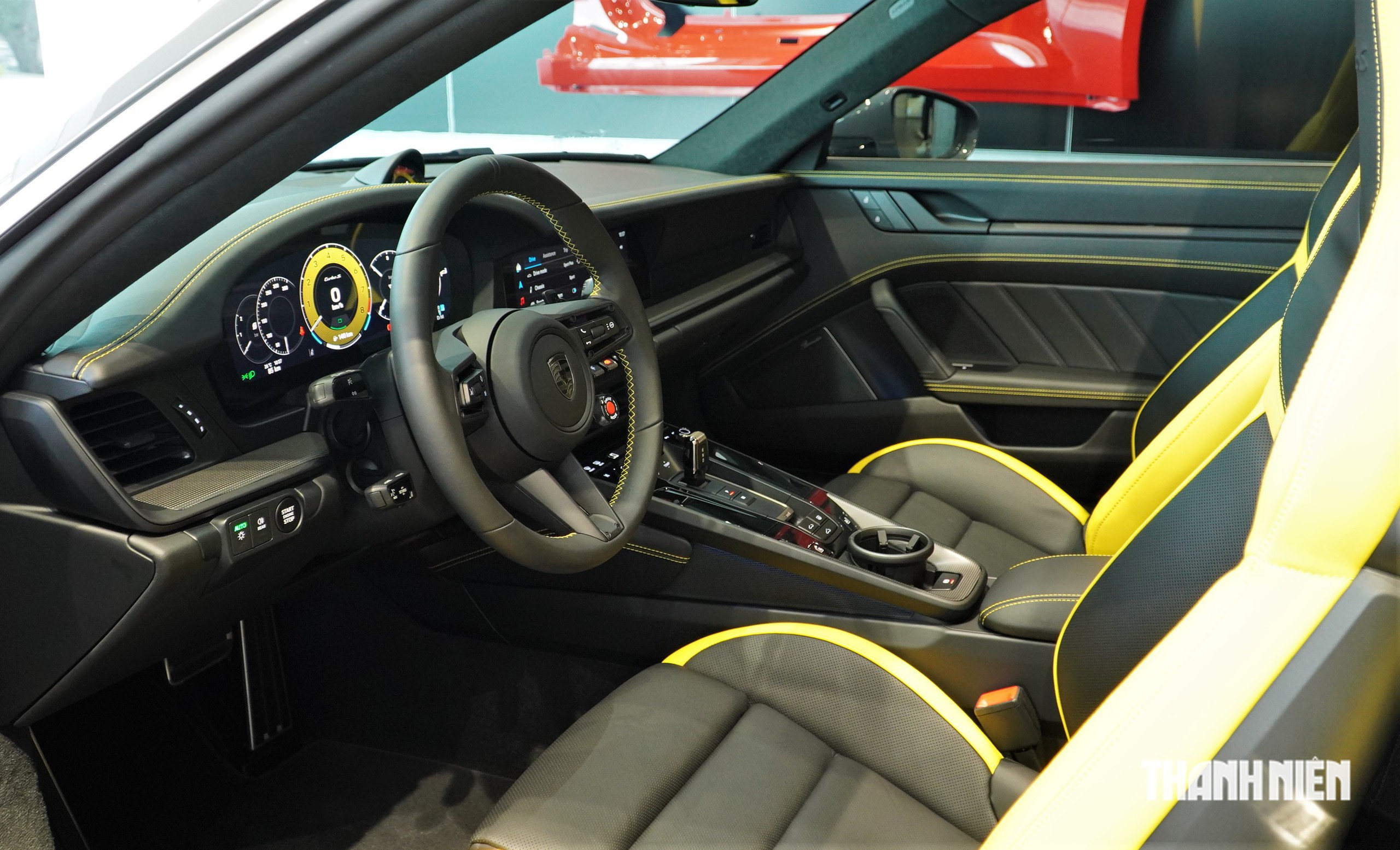 Porsche 911 Turbo S mới đầu tiên về Việt Nam, giá gần 20 tỉ đồng - Ảnh 3.