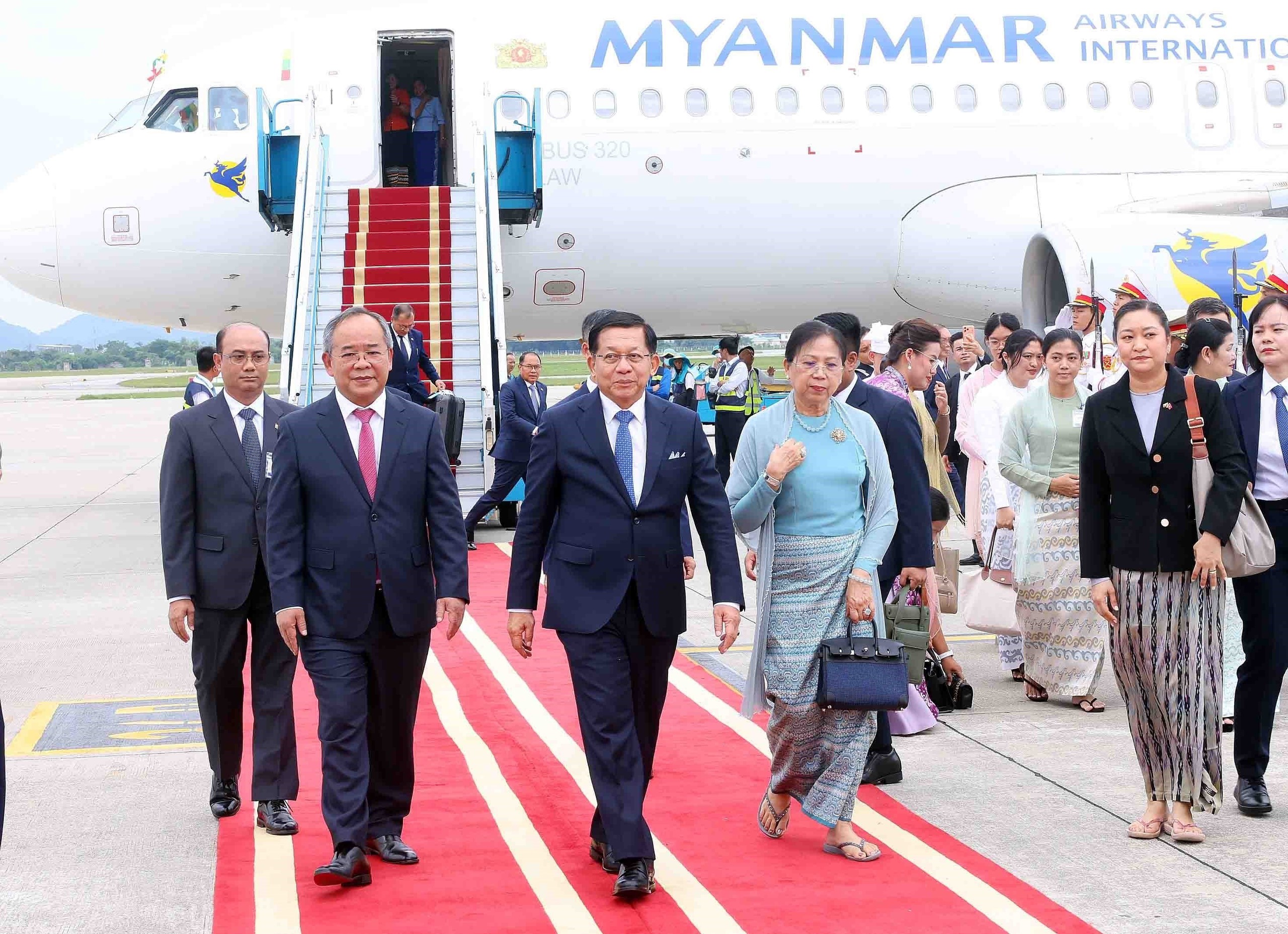 Tổng thống Myanmar Min Aung Hlaing bắt đầu thăm chính thức Việt Nam- Ảnh 1.