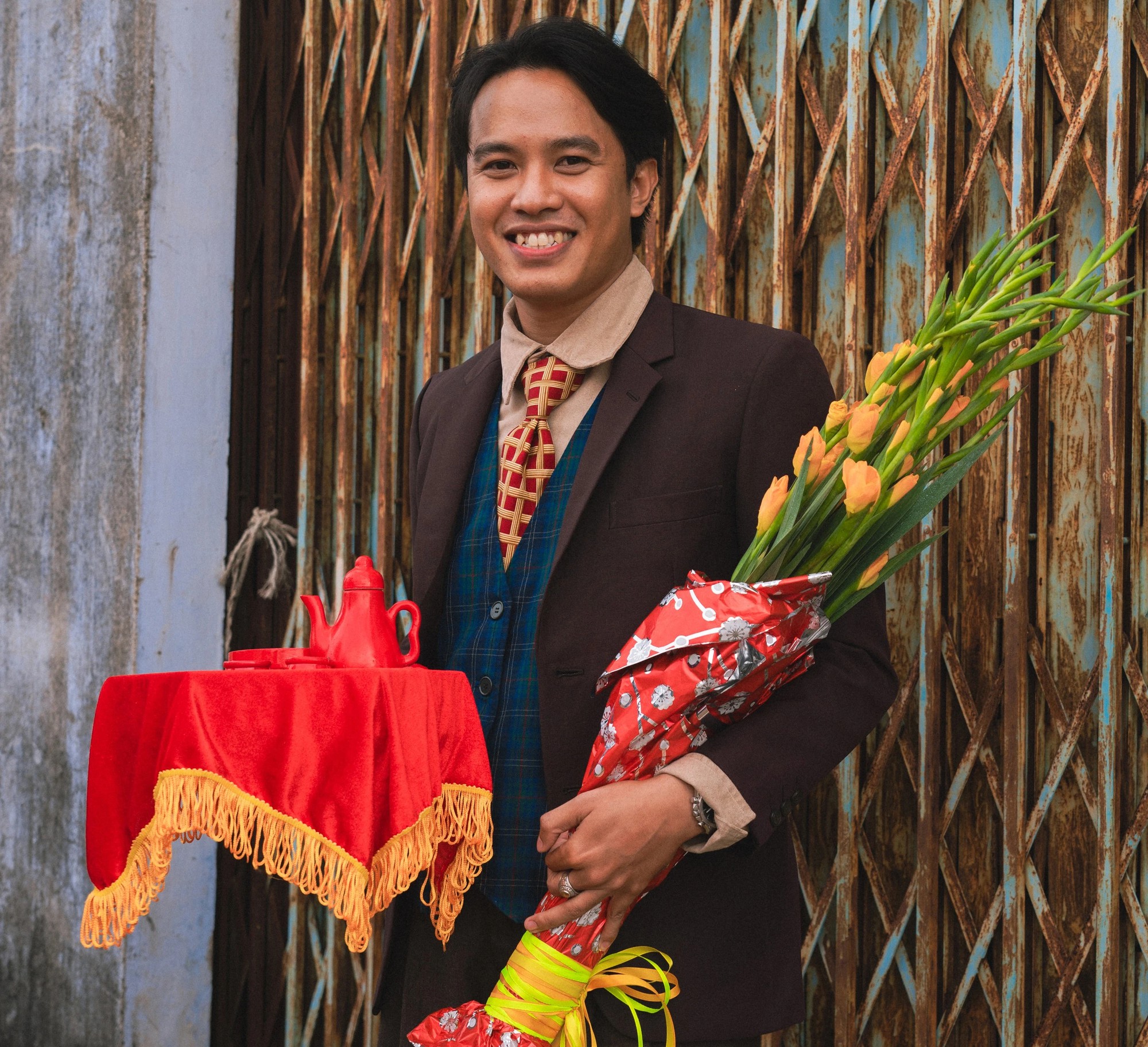 Cặp đôi làm lễ ăn hỏi như thời ba mẹ, bạn bè tặng bịch đường, nước mắm - Ảnh 6.