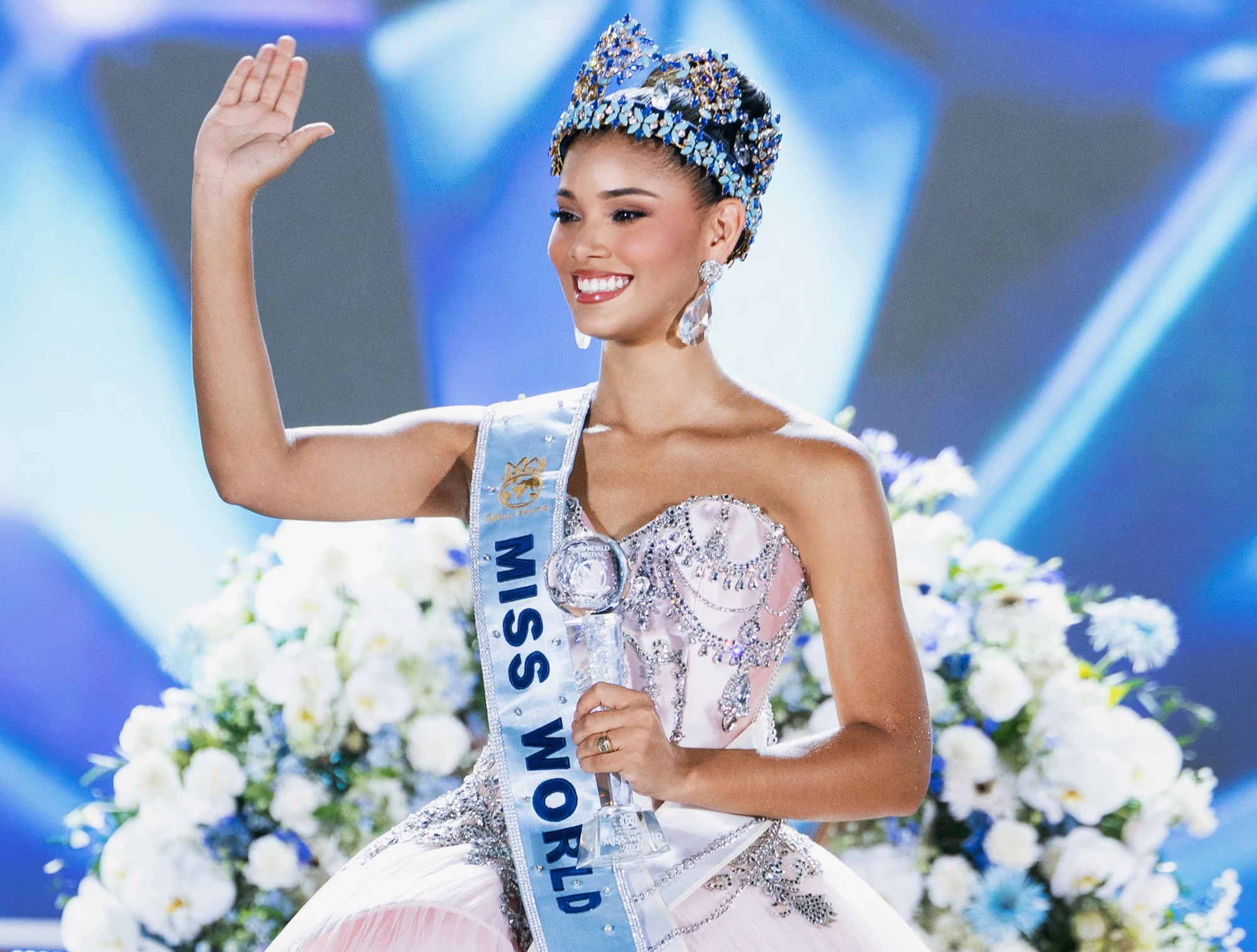 Người đẹp Cộng Hòa Dominica đăng quang Hoa hậu Thế giới 2026 tại Khánh Hòa- Ảnh 1.