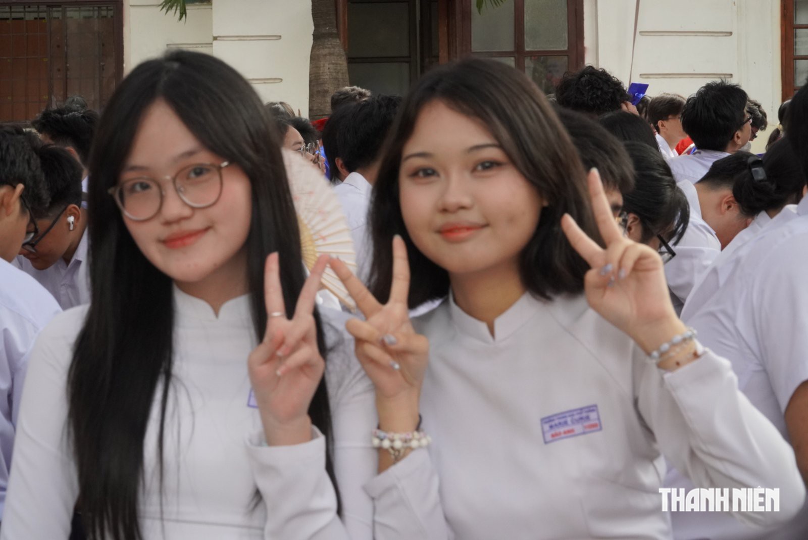 Cô hiệu trưởng nhắn nhủ gì trong lễ khai giảng mà học sinh 'thả tim' rần rần? - Ảnh 1.