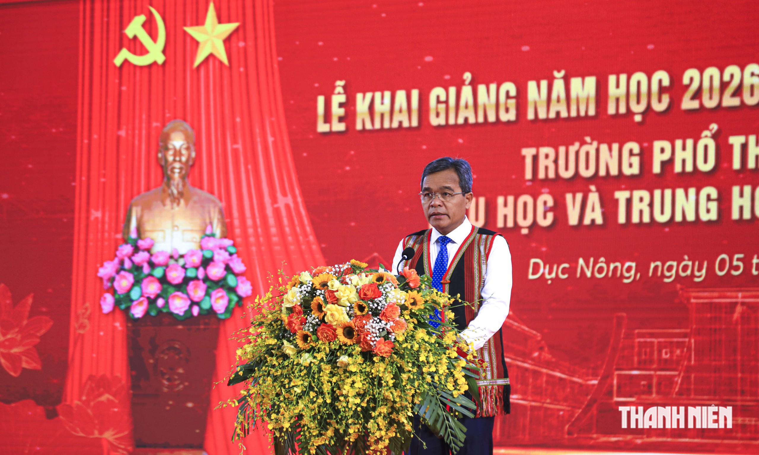 Bí thư Tỉnh ủy Quảng Ngãi: Cần kết hợp nhuần nhuyễn giữa ‘dạy chữ’ với ‘dạy người’- Ảnh 6.
