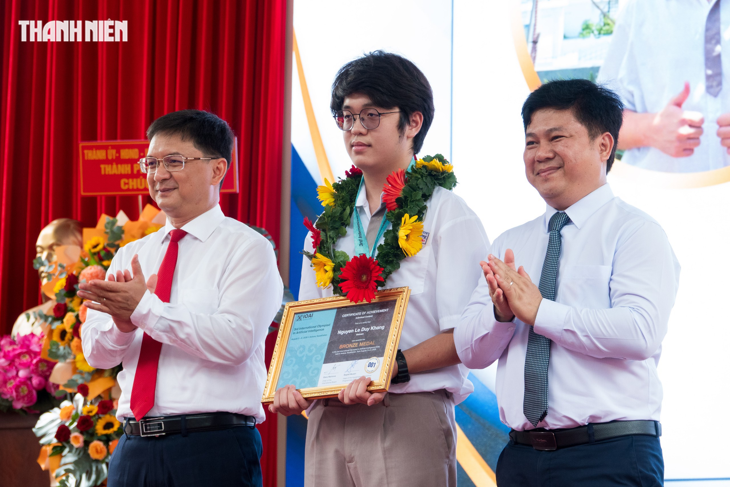 Xúc động lá thư tân hiệu trưởng chuyên Lê Hồng Phong gửi ‘đàn em’ dịp khai giảng - Ảnh 1.