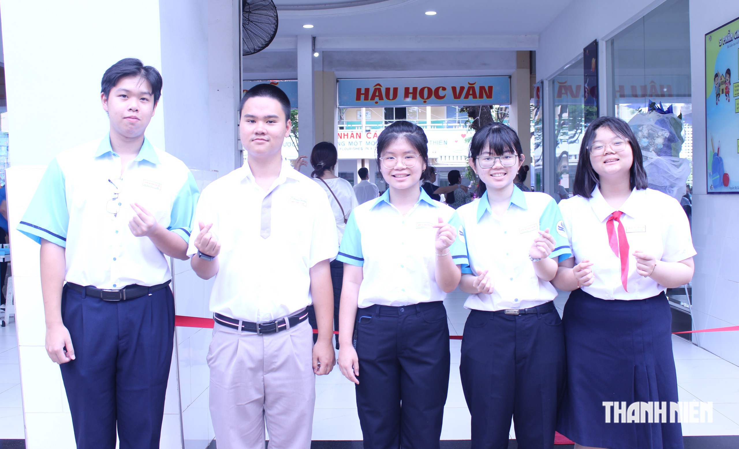 Ngày trở về 'nhà' xúc động của học sinh Phổ thông Năng khiếu, chuyên Lê Hồng Phong - Ảnh 5.