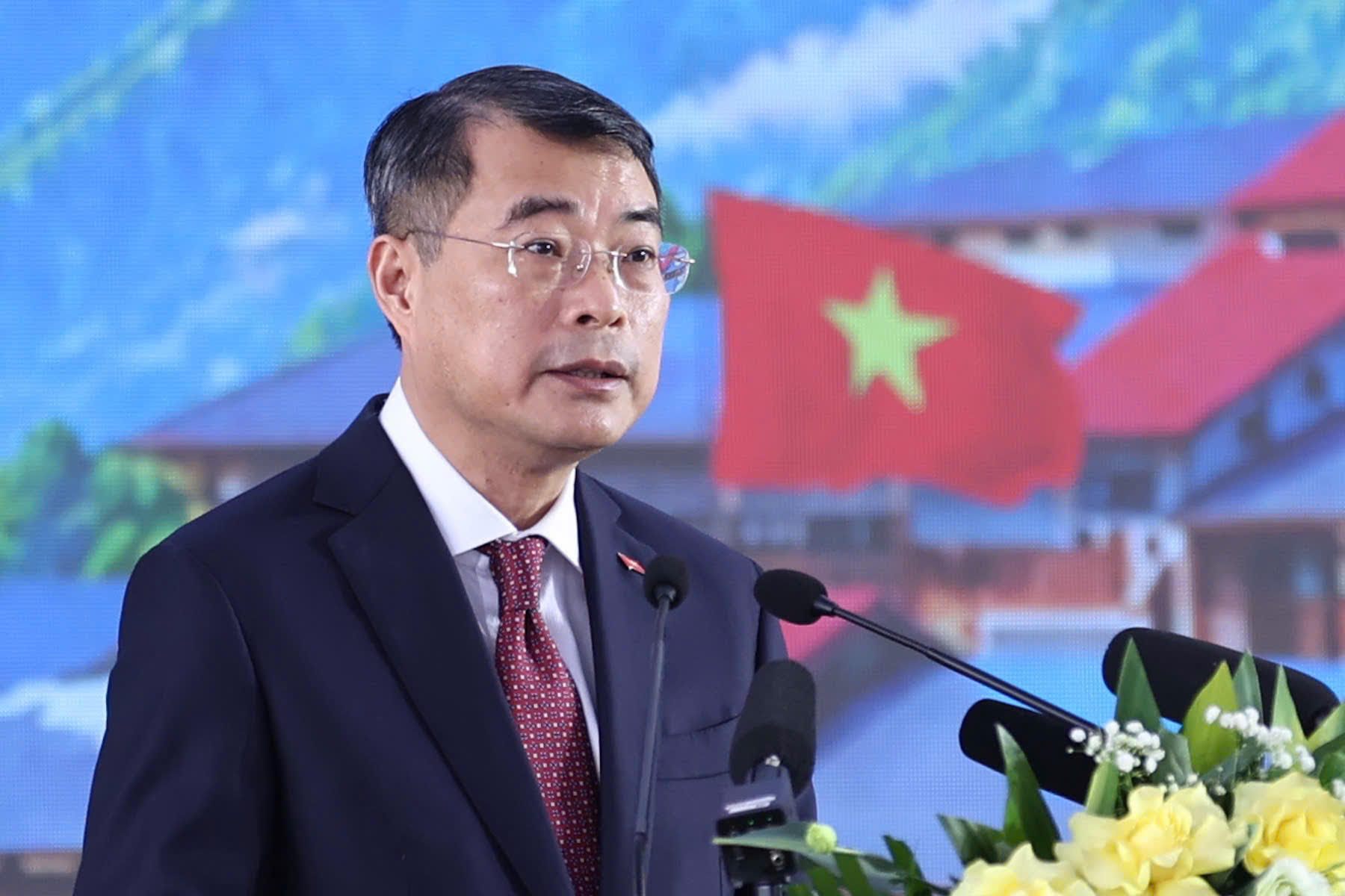Thủ tướng Lê Minh Hưng: Muốn có con người giỏi cần có một nền giáo dục tốt - Ảnh 1.