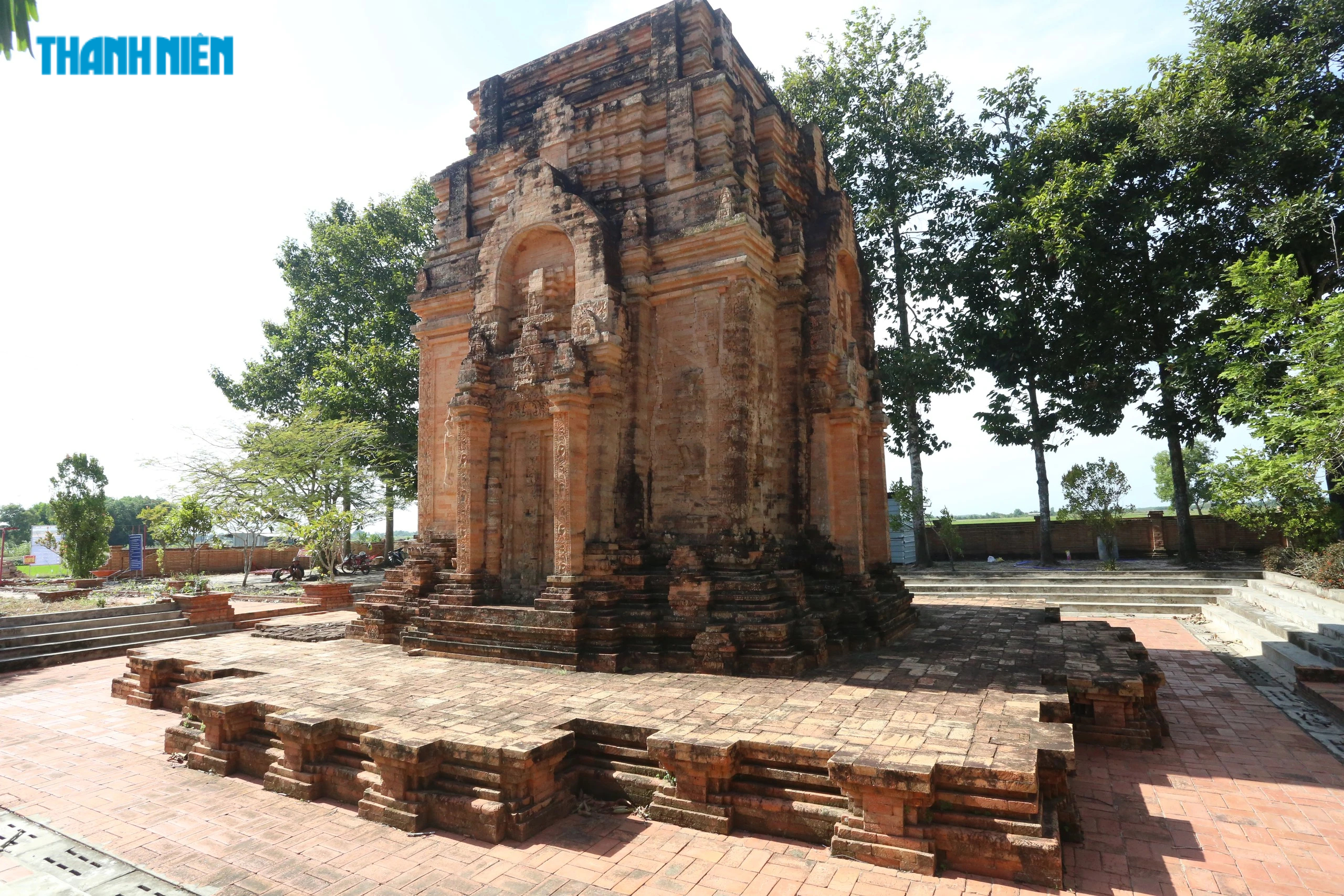 'Bí mật' trường tồn của tháp cổ Chót Mạt hơn 1.200 năm giữa đồng lúa Tây Ninh- Ảnh 2.
