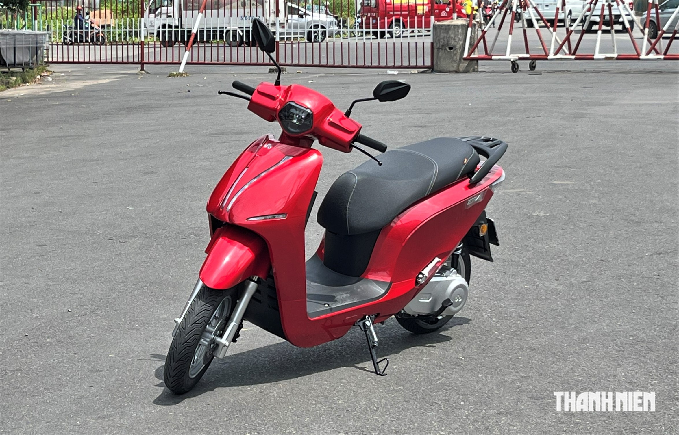 Tầm tiền khoảng 30 triệu đồng, xe m&aacute;y điện n&agrave;o ph&ugrave; hợp với nữ giới? - Ảnh 1.