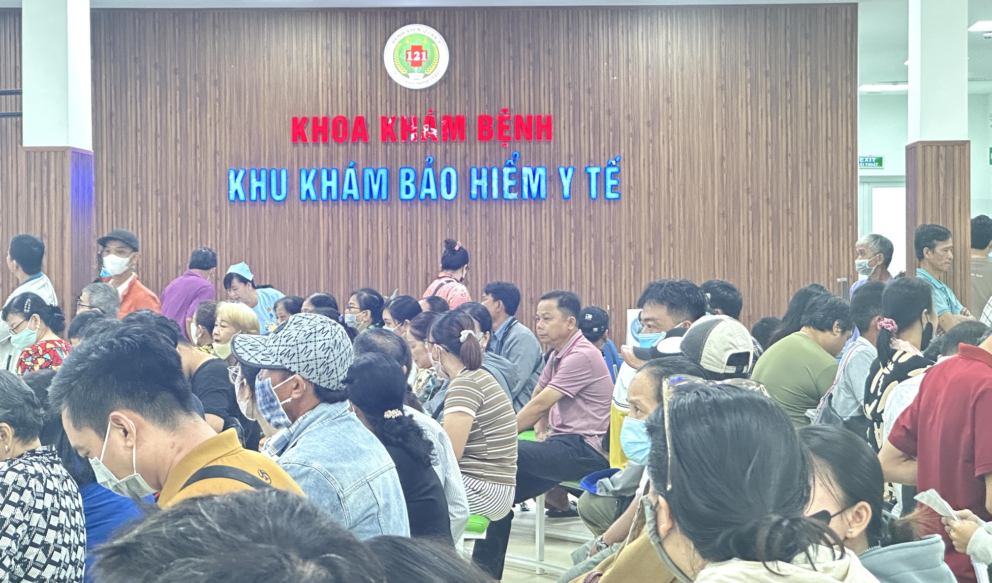 Bệnh viện Quân y 121 đẩy mạnh khám sức khỏe giúp dân - Ảnh 4.