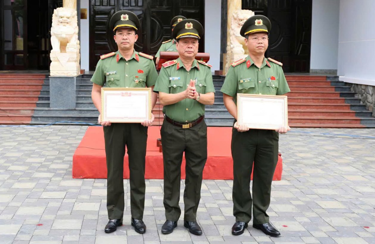 Giám đốc Công an Đà Nẵng yêu cầu tập trung đấu tranh với 'giang hồ mạng'- Ảnh 5.