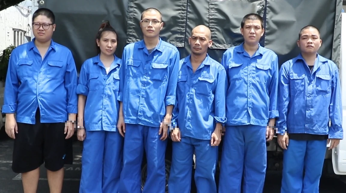 Khởi tố đường dây "xe ngân": Dựng hồ sơ vay mua ô tô rồi bán   - Ảnh 1.