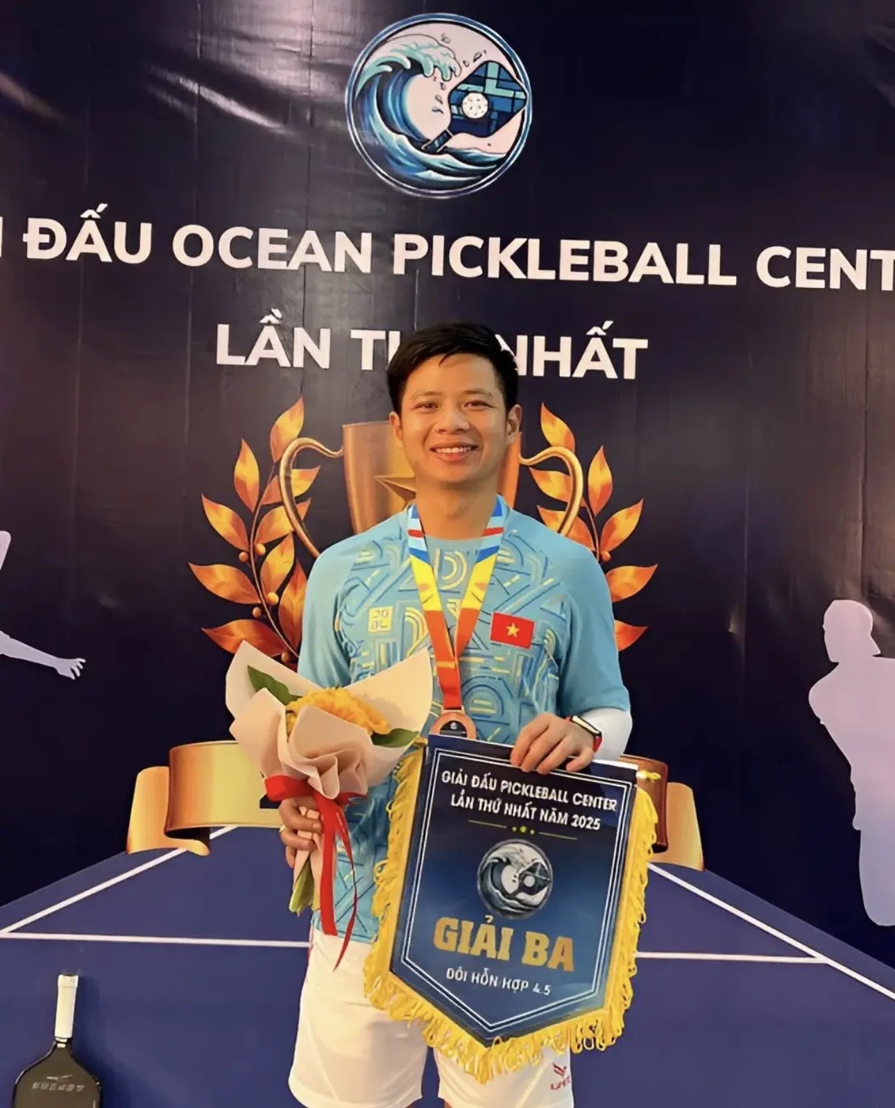 Chưa lập gia đình, chàng trai 29 tuổi vẫn tự tin đại diện nhà gái phát biểu - Ảnh 5.