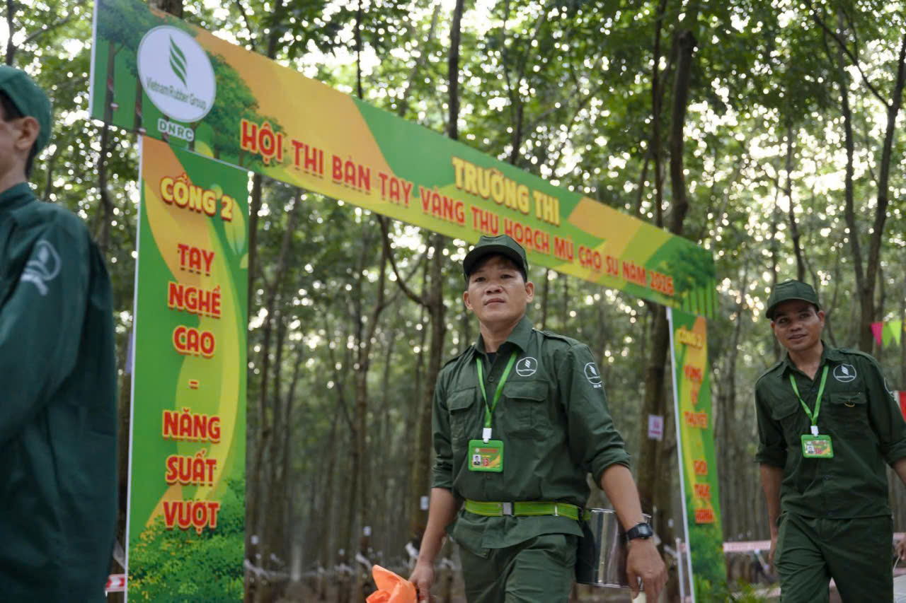 Người được tập thể gửi gắm niềm tin- Ảnh 1.