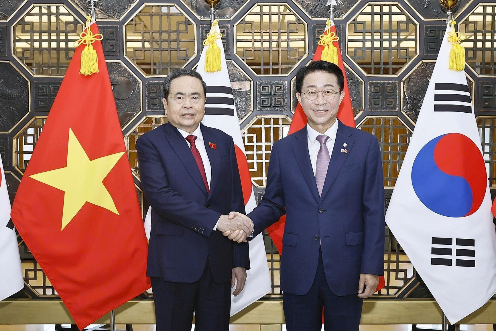 Việt Nam lu&ocirc;n x&aacute;c định H&agrave;n Quốc l&agrave; đối t&aacute;c chiến lược quan trọng h&agrave;ng đầu- Ảnh 1.