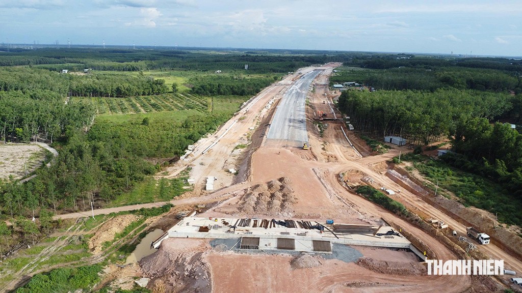 Kinh tế chạy nước rút về đích- Ảnh 3.