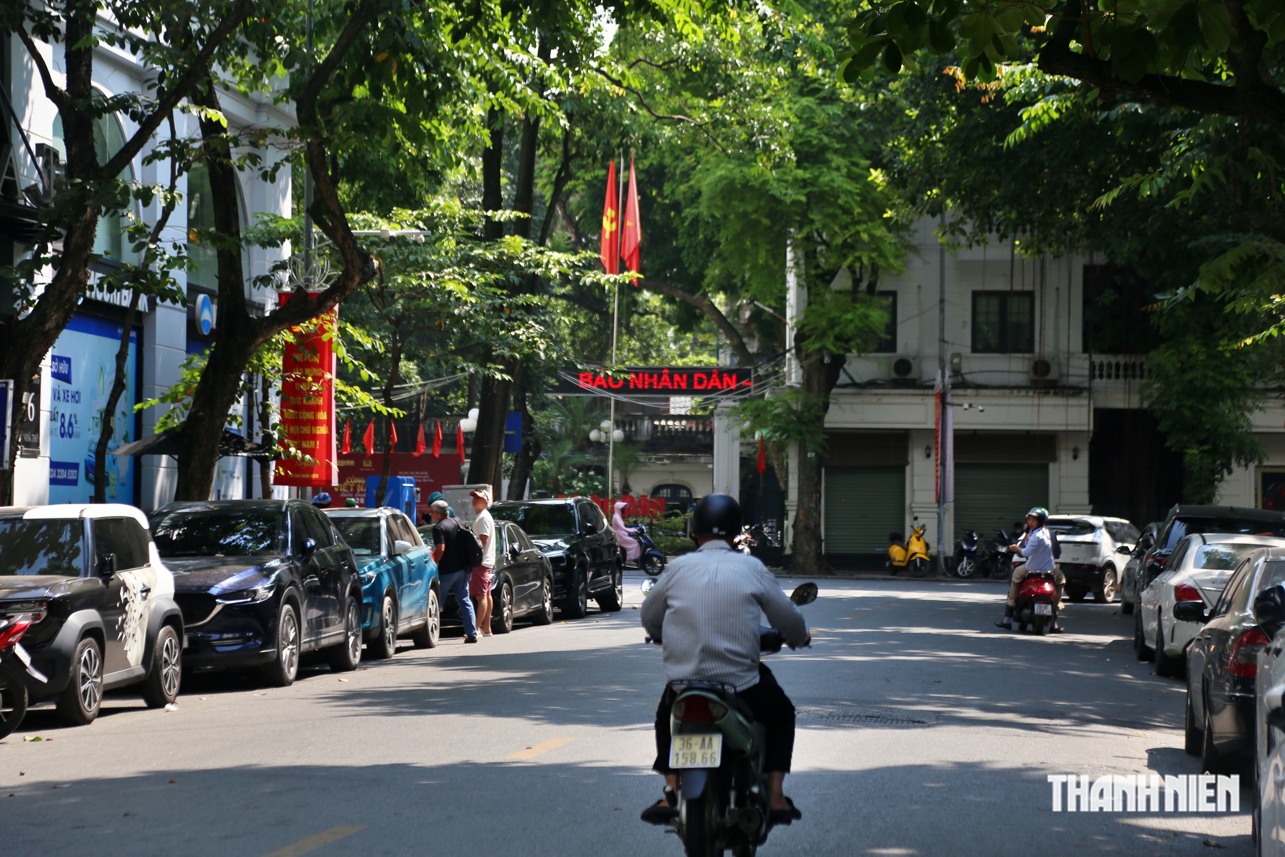 Hiện trạng gần 66 ha khu vực hồ Hoàn Kiếm được nghiên cứu chỉnh trang, tái thiết- Ảnh 13.