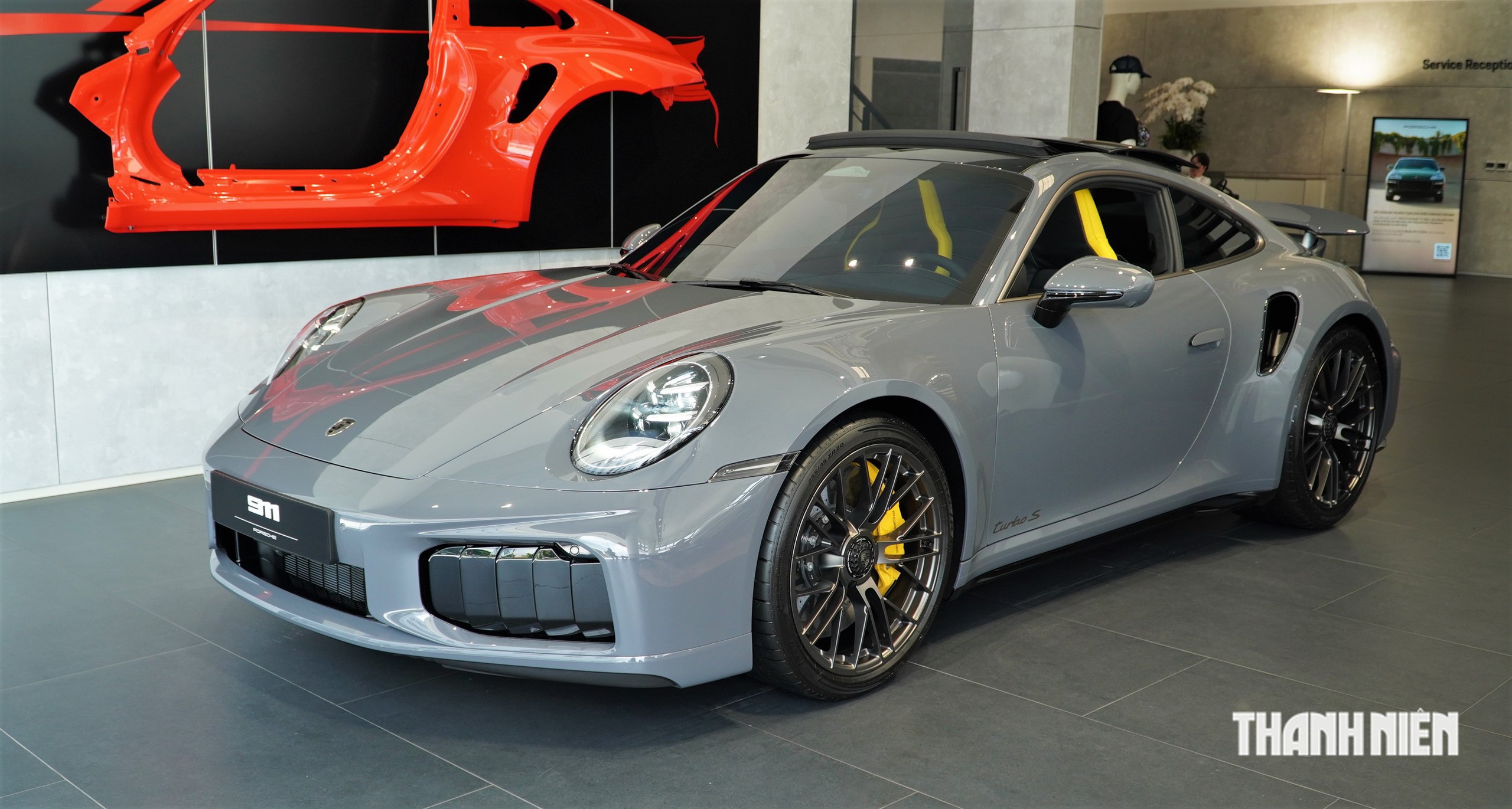 Porsche 911 Turbo S mạnh nhất về Việt Nam, có gì để 'dân chơi' xuống tiền?- Ảnh 1.