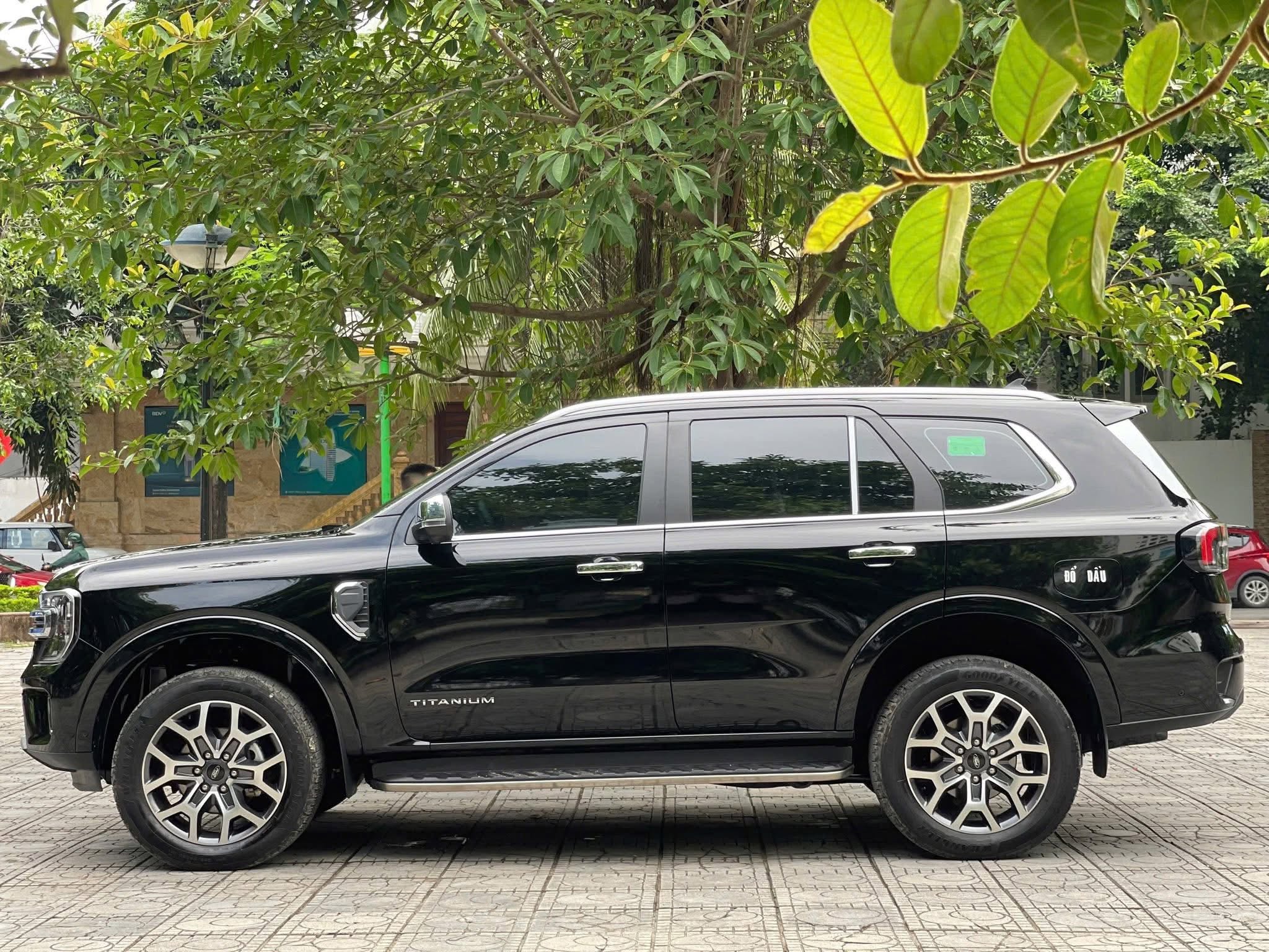 Ford Everest có phải mẫu SUV 7 chỗ giữ giá nhất sau 3 năm sử dụng? - Ảnh 3.