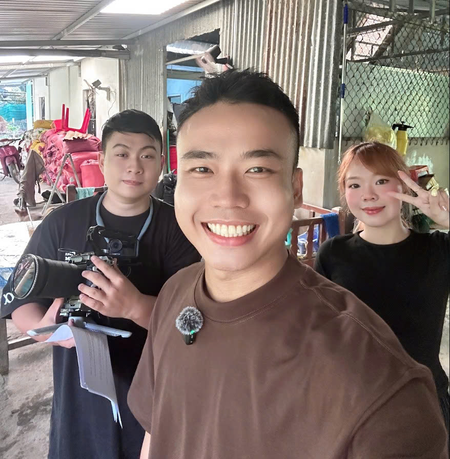Cặp đôi trẻ “hóa người tí hon” để kể chuyện thiên nhiên - Ảnh 3.