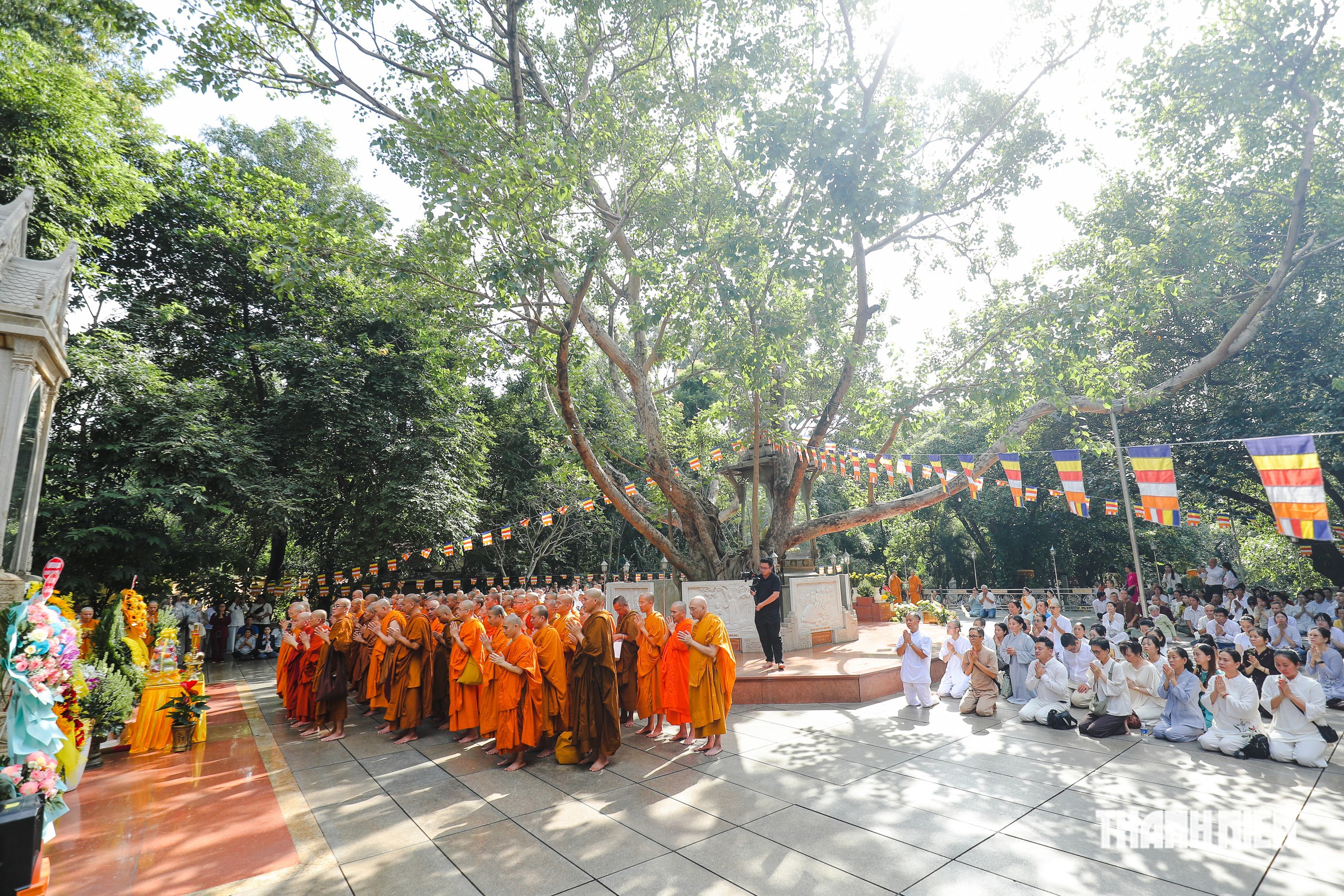 H&agrave;ng trăm tăng ni, phật tử dự lễ tưởng niệm cố Đại trưởng l&atilde;o Hộ T&ocirc;ng - Ảnh 7.