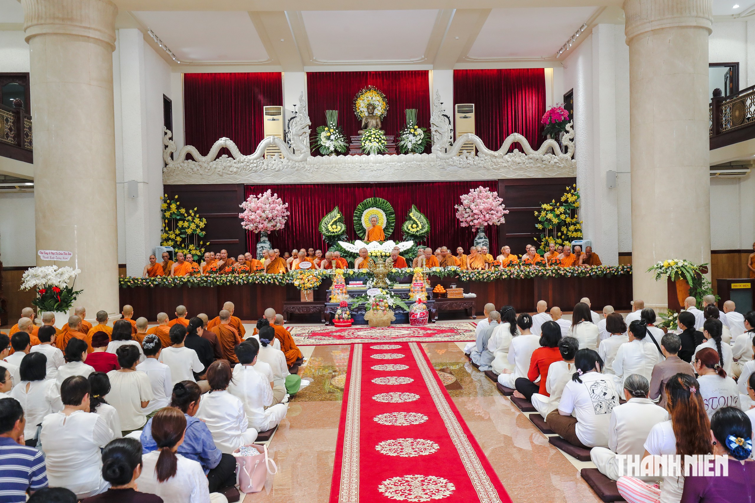 H&agrave;ng trăm tăng ni, phật tử dự lễ tưởng niệm cố Đại trưởng l&atilde;o Hộ T&ocirc;ng - Ảnh 10.