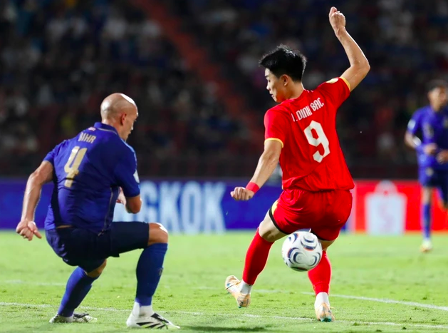 Thái Lan chạy đua với Việt Nam trước màn tái đấu khốc liệt tại FIFA ASEAN Cup, Chanathip thế nào?
- Ảnh 2.