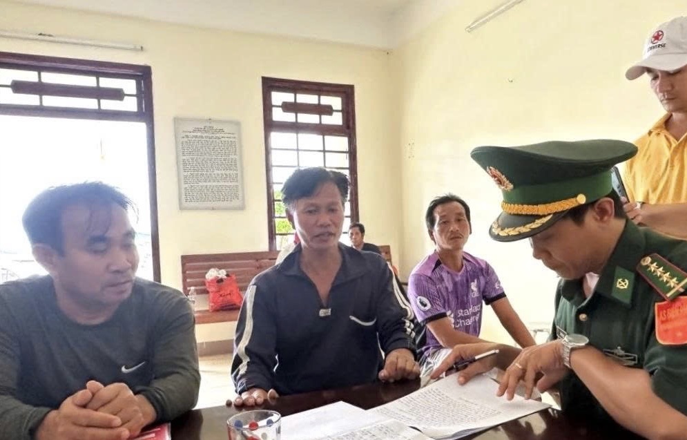 Thuyền trưởng hào hiệp bên cửa biển Mỹ Á: Vượt qua lời đồn 'cứu người thế mạng'- Ảnh 5.