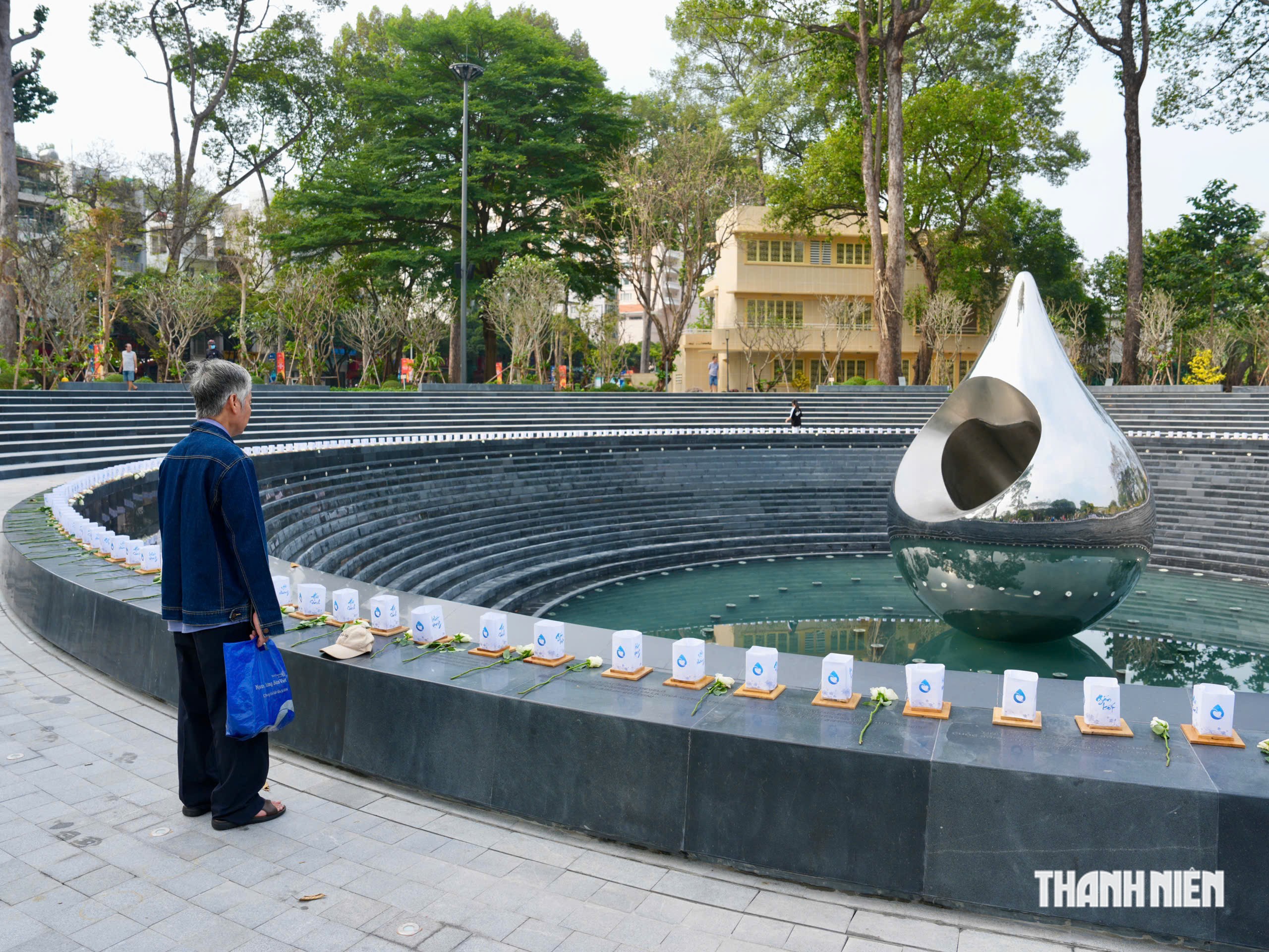 Công viên số 1 Lý Thái Tổ: Từ khu đất trống đến biểu tượng giọt nước Covid-19 - Ảnh 9.