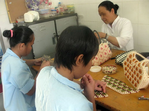 Thêu thùa trong Khoa Nội tổng hợp 1