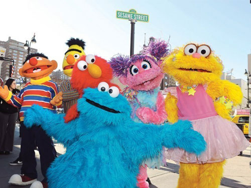 Các nhân vật trong phim hoạt hình Sesame street rất được trẻ em yêu thích