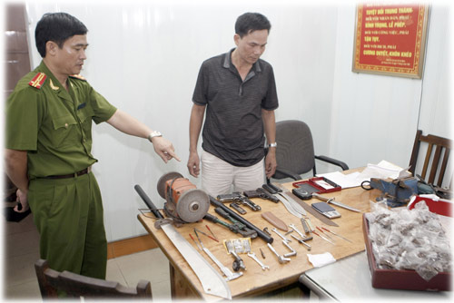 “Hàng nóng” trong giới giang hồ