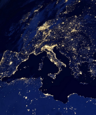 Những hình ảnh tuyệt đẹp trong màn đêm chụp từ không gian