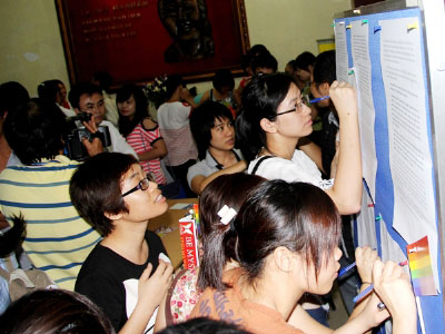 Kịch đồng tính và lá thư gửi bộ trưởng