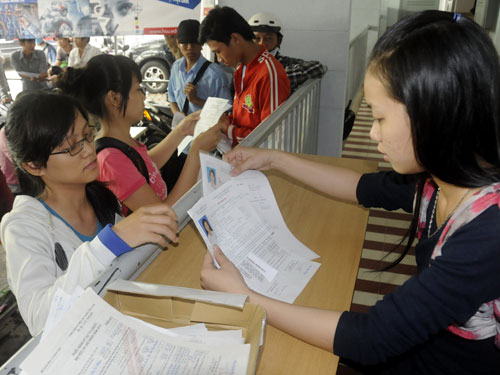 Tuyển sinh ĐH, CĐ: Đề không dài và không khó