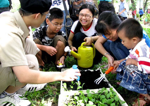 Thế giới khát màu xanh