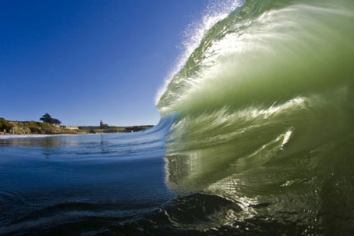 Sóng đại dương có thể nạp điện cho nước Úc