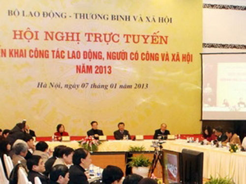 Thủ tướng Chính phủ Nguyễn Tấn Dũng đã đến dự và chỉ đạo Hội nghị 