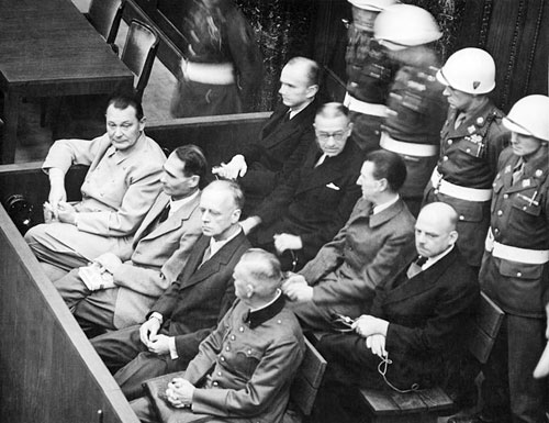 Các bác sĩ “tử thần” trong một phiên tòa Nuremberg