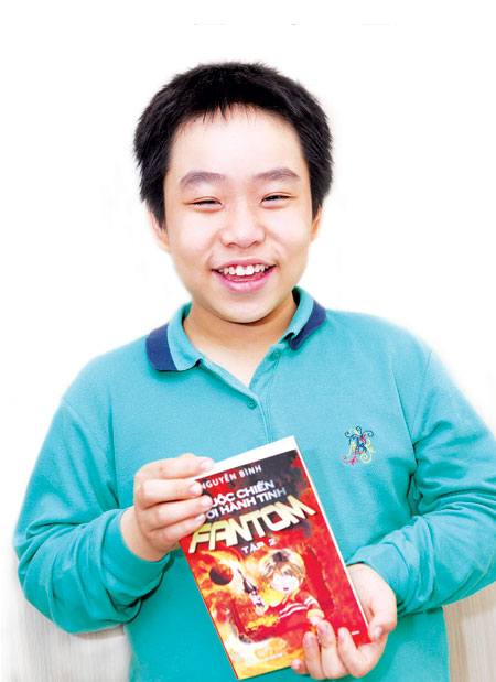 Các tình nguyện viên của Phong trào 350.org Việt Nam - Ảnh: L.Thanh