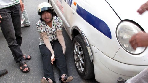 Nỗi lo gãy xương cẳng chân