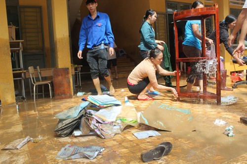 Thiết bị văn phòng và hoạt động đoàn, đội Trường tiểu học Bồ Đề bị hư hỏng