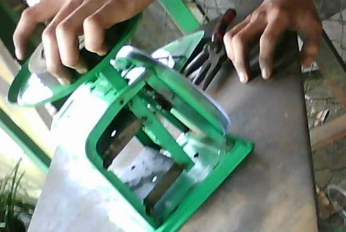 "Độ" cân móc túi người mua6