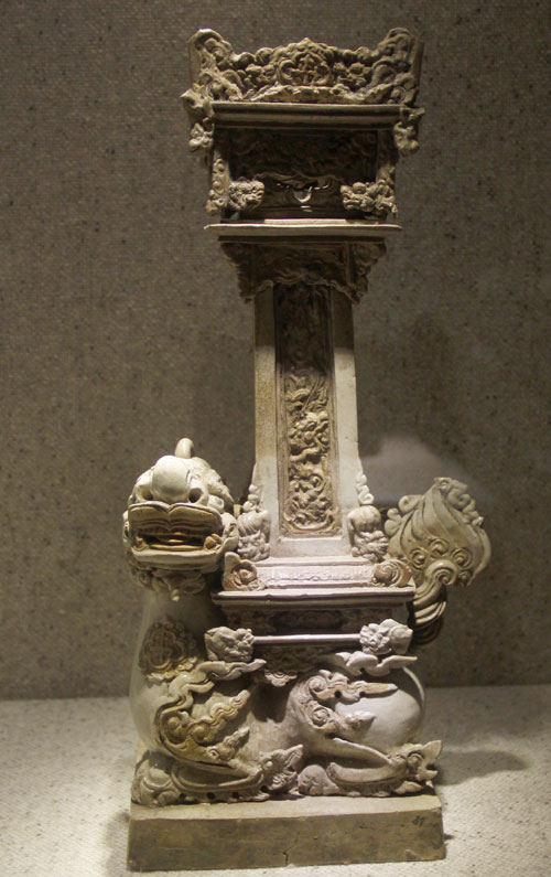 đèn cổ