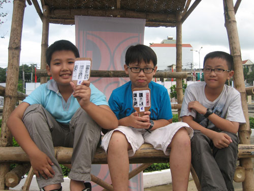 Bài chòi đầu năm 3