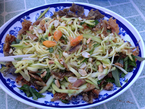 Khô sặc kết xoài xanh