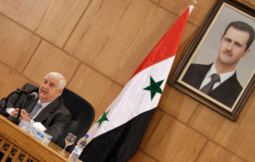Ngoại trưởng Syria Walid al-Muallem trong một cuộc họp báo